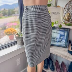 Vintage Barrie Place Ltd. Black & White Houndstooth Wool Pencil Skirt, Women's 2